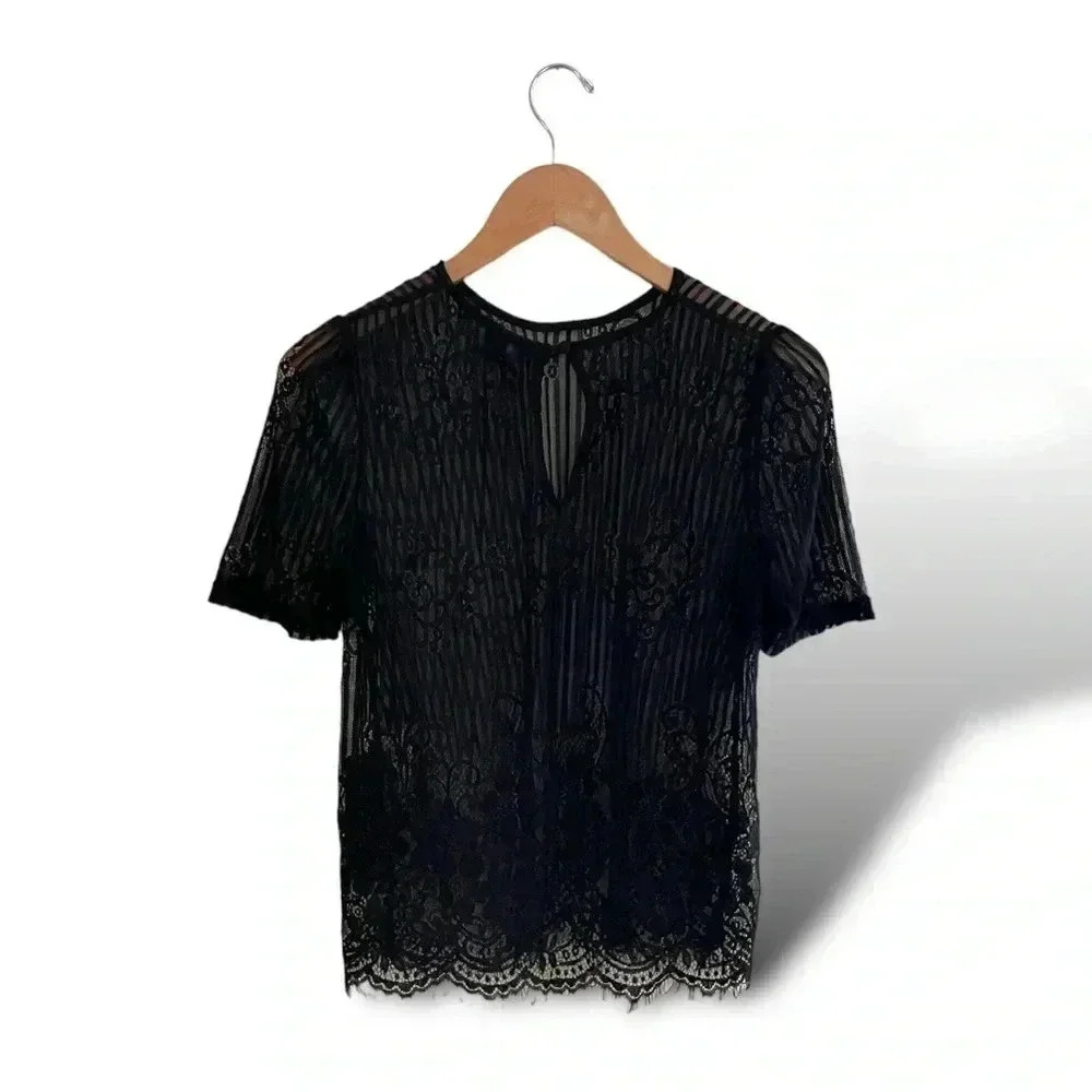 Black Lace Top​​​​ - Picture 6 of 8